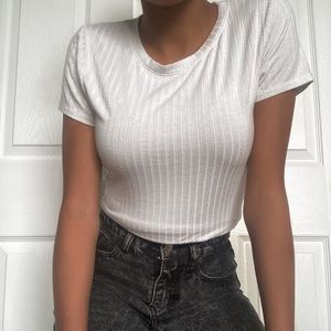 bozzolo white cropped t
